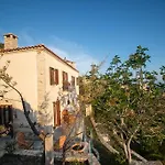 Villa Belvedere, Upper Qeparo